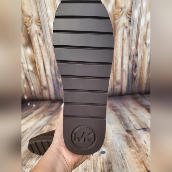 Michael Kors WinterMid Boot - Picture 8 of 13